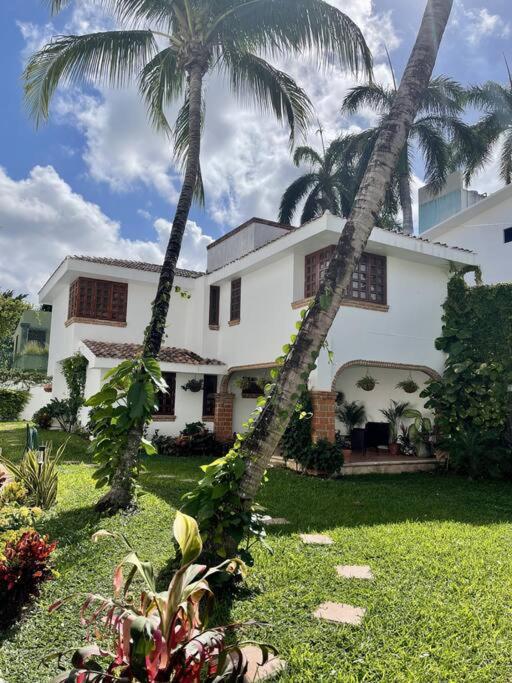 فيلا كانكونفي Beautiful Jungle House On A Strategic Location المظهر الخارجي الصورة